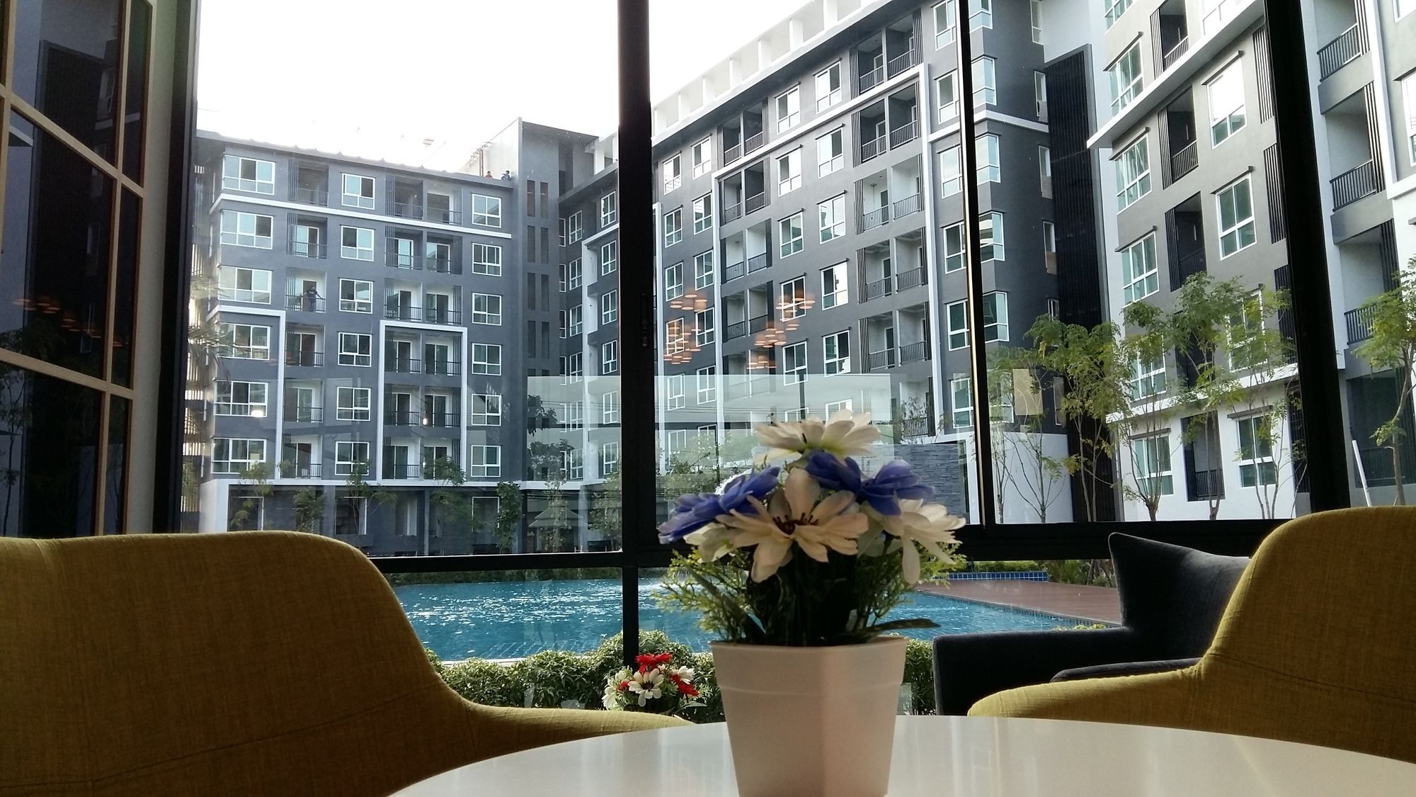 The Change Suites Korat Nakhonratchasima Exteriör bild
